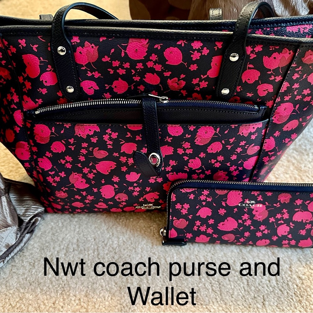 NWT Coach Purse and wallet
